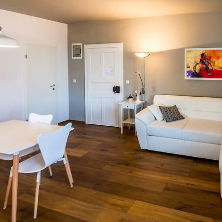 Apartment Festina Lente Rovinj Exterior photo