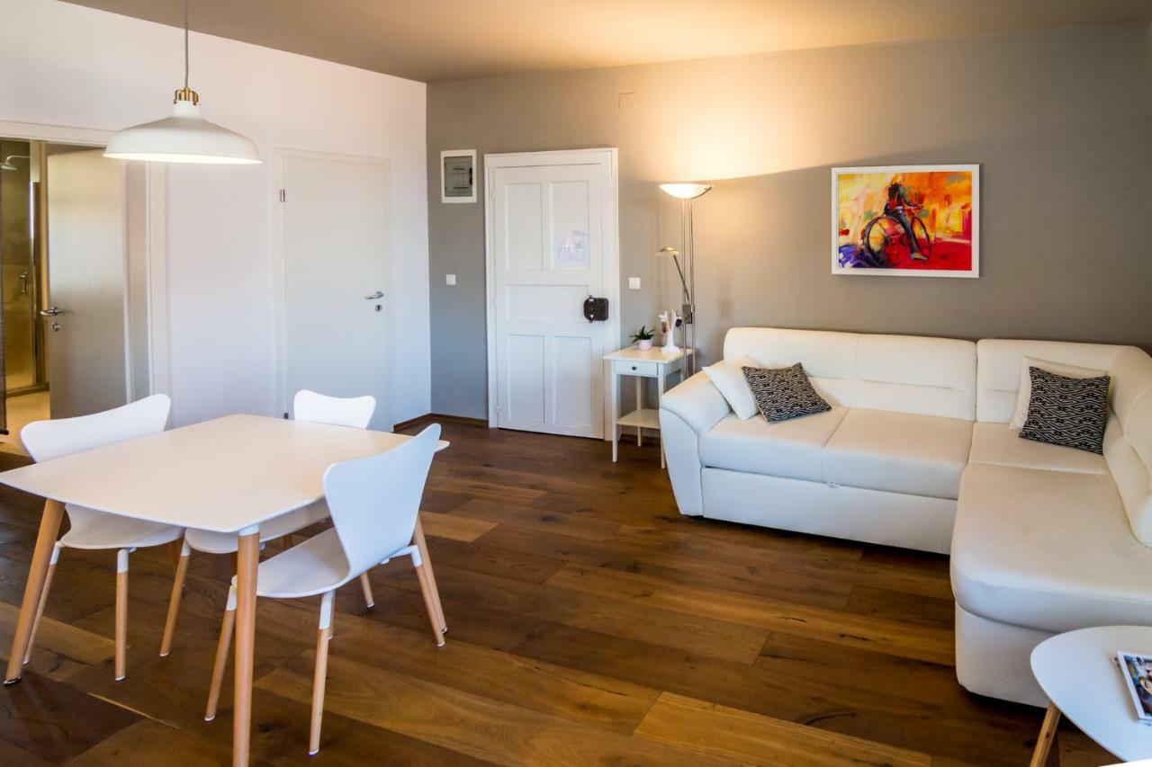Apartment Festina Lente Rovinj Exterior photo